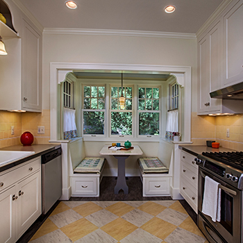 Sycamore kitchen nook